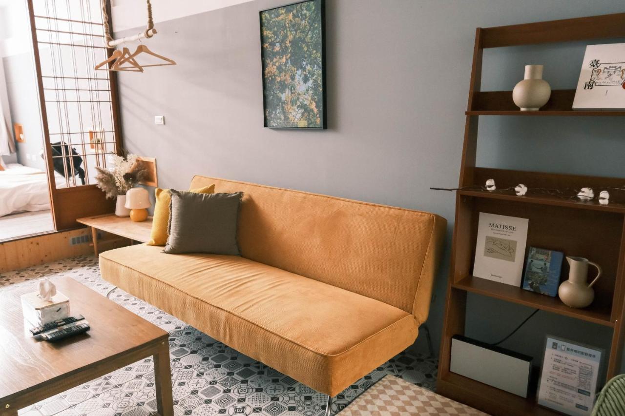 South Gate Home Stay Tainan Bagian luar foto