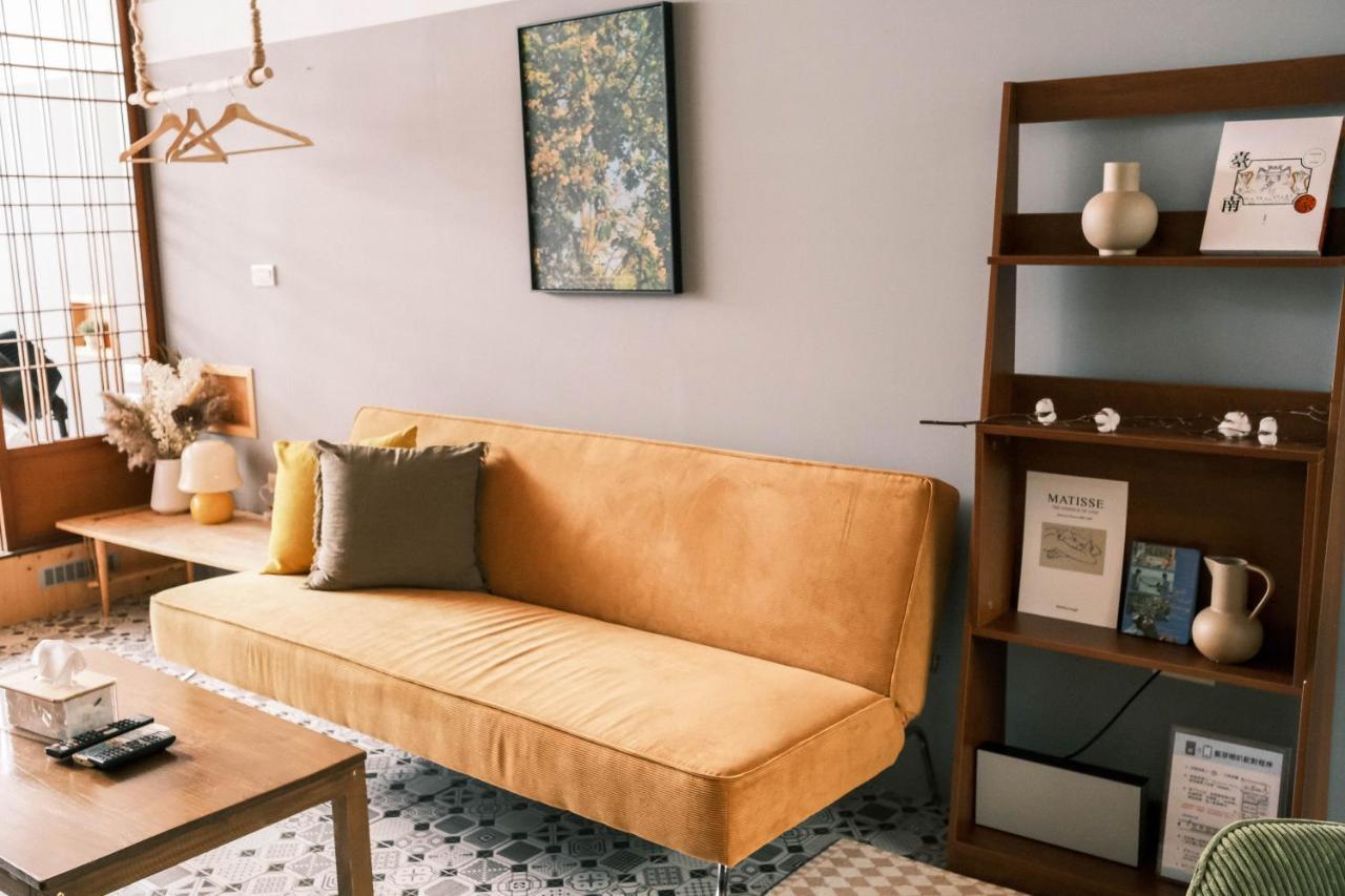 South Gate Home Stay Tainan Bagian luar foto