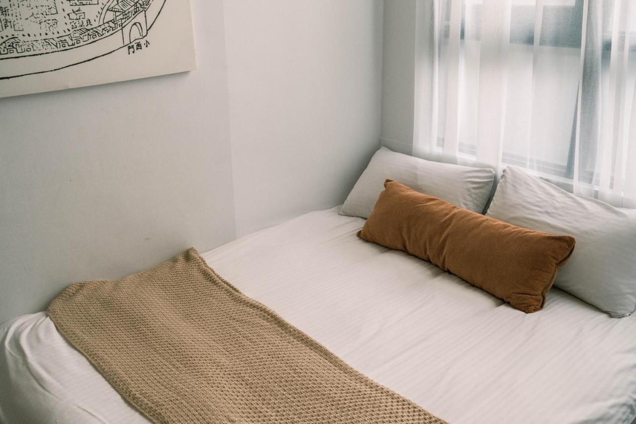 South Gate Home Stay Tainan Bagian luar foto